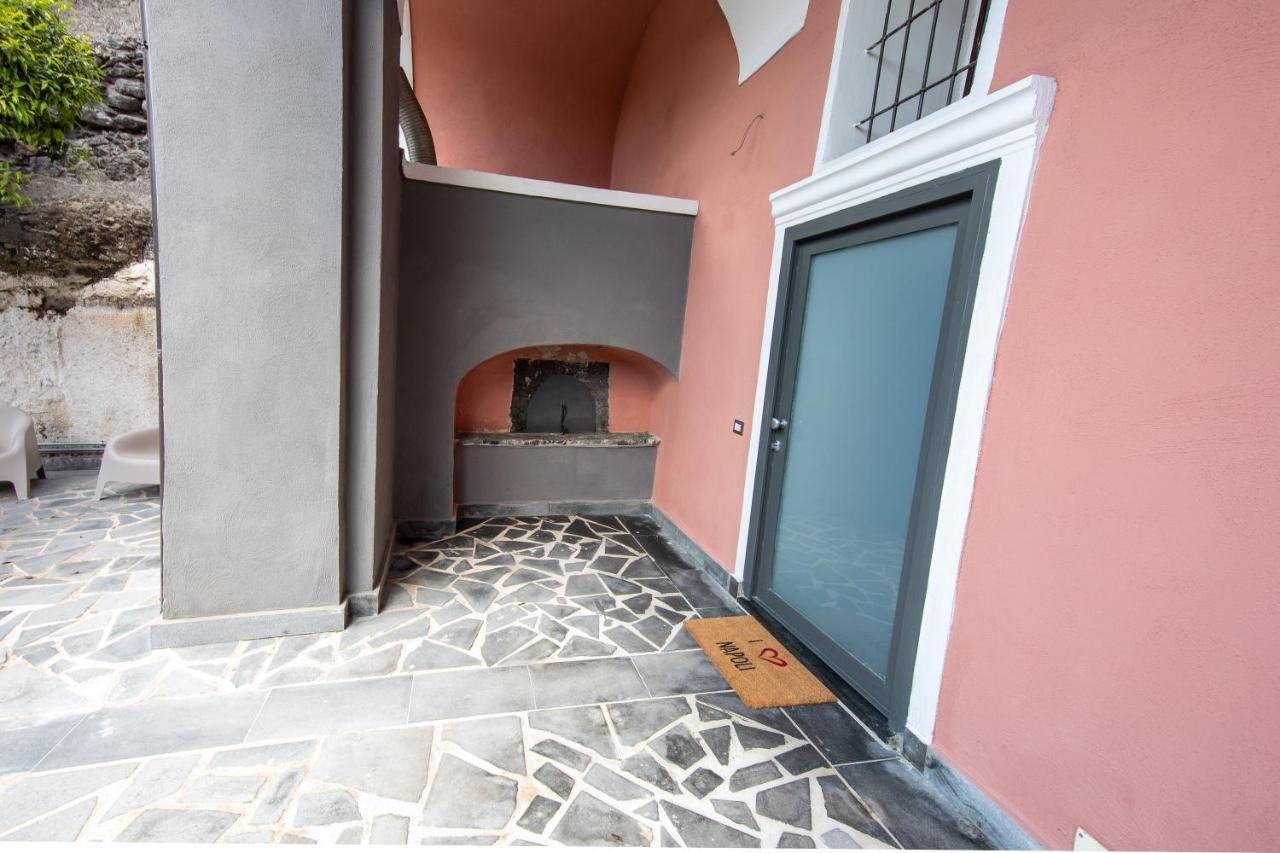 מלון בוסקוריאלה Palazzo D'Aquino מראה חיצוני תמונה