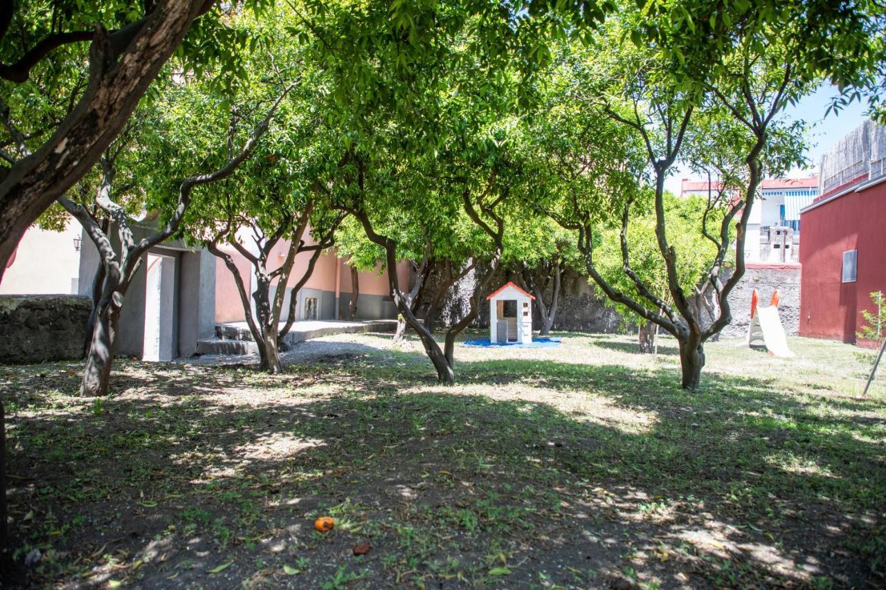 מלון בוסקוריאלה Palazzo D'Aquino מראה חיצוני תמונה