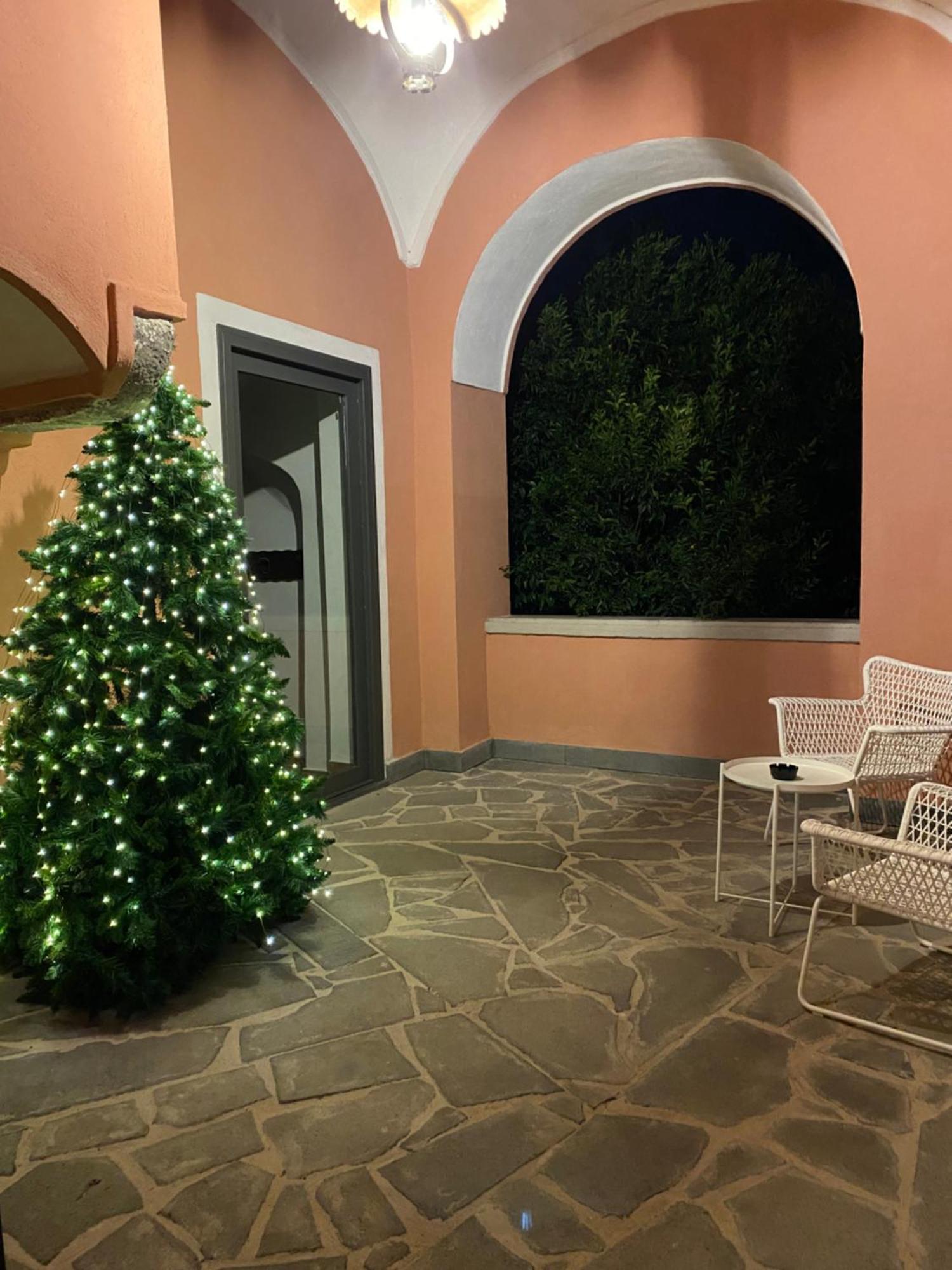 מלון בוסקוריאלה Palazzo D'Aquino מראה חיצוני תמונה